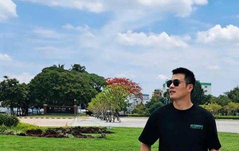 开云公司-被终身禁足的顾超时隔三年更新社媒：母亲节快乐！